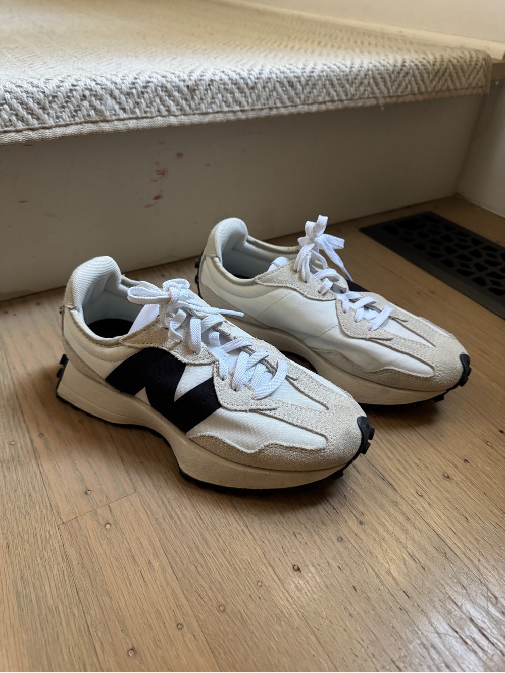 New balance 327 women’s sneakers